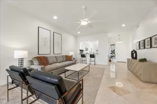 Photo #4: 6926656 Listing 