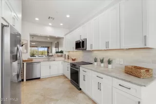 Photo #6: 6926656 Listing 