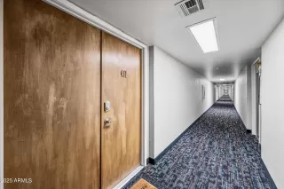 Photo #1: 6926688 Listing