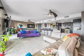 Photo #6: 6926688 Listing