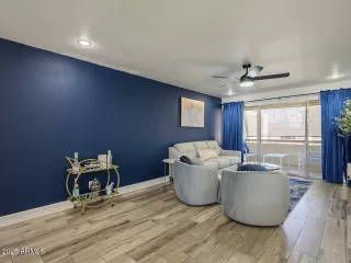 Photo #1: 6926747 Listing 