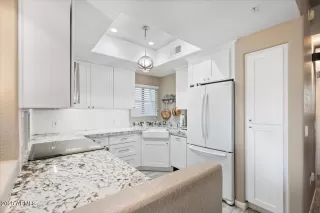 Photo #2: 6926764 Listing