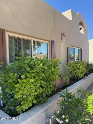 Photo #1: 6926791 Listing