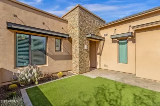 Photo #5: 6926808 Listing 