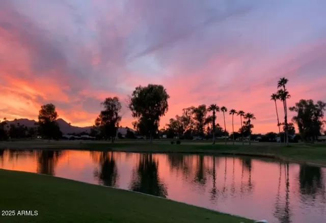 MLS: 6926890 Condo For Sale