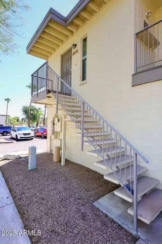 Photo #3: 6926911 Listing