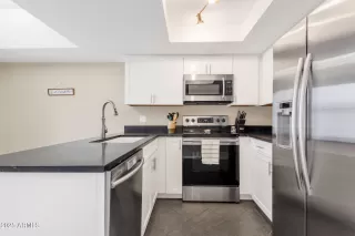 Photo #3: 6926998 Listing 