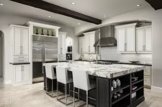 Photo #3: 6927006 Listing 