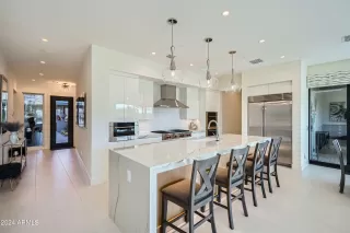 Photo #6: 6927074 Listing 