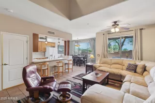 Photo #1: 6927228 Listing