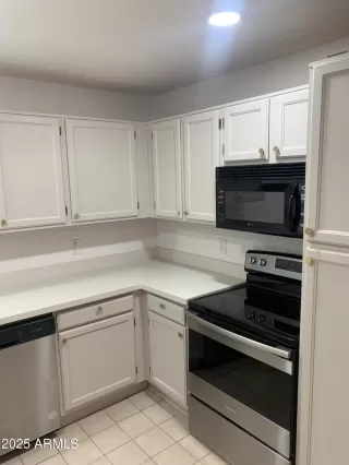 Photo #6: 6927240 Listing