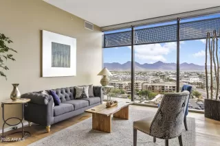 Photo #3: 6927289 Listing 