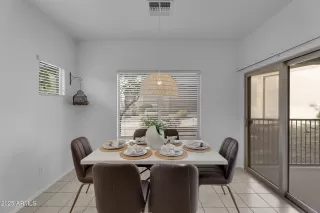 Photo #4: 6927491 Listing