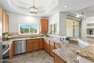 Photo #2: 6927511 Listing 