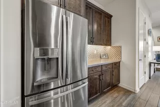 Photo #5: 6927529 Listing 