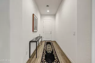 Photo #6: 6927529 Listing 