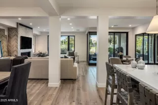 Photo #6: 6927531 Listing 