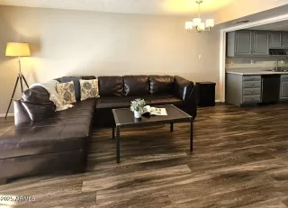 Photo #2: 6927556 Listing 