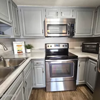 Photo #3: 6927556 Listing 