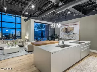 Photo #4: 6927575 Listing 