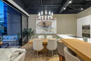 Photo #5: 6927575 Listing 