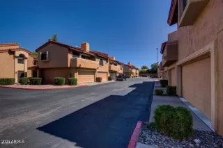 Photo #1: 6927746 Listing