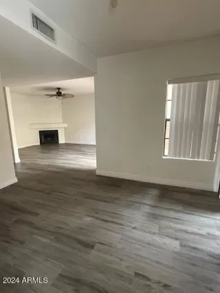 Photo #2: 6927746 Listing