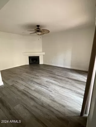 Photo #4: 6927746 Listing