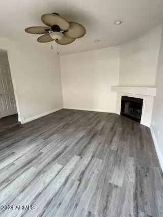 Photo #5: 6927746 Listing