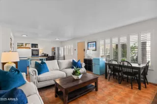 Photo #1: 6927769 Listing 