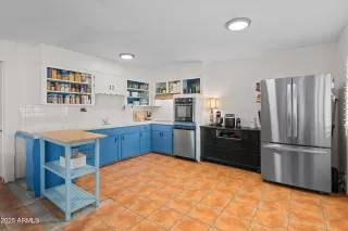 Photo #2: 6927769 Listing 