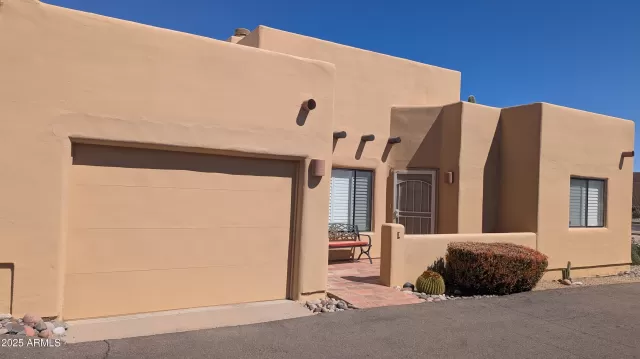 MLS: 6927825 Condo For Sale