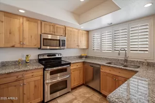 Photo #3: 6927825 Listing 