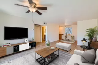 Photo #2: 6927832 Listing