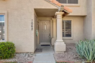 Photo #1: 6927835 Listing 