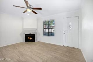 Photo #3: 6927835 Listing 