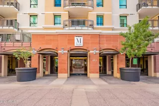 Photo #4: 6927905 Listing