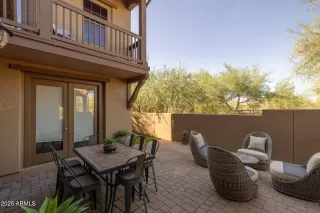 Photo #5: 6928093 Listing