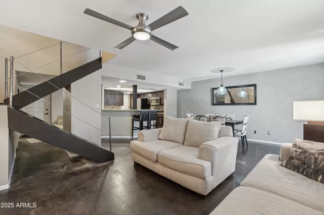 MLS: 6928350 Condo For Sale