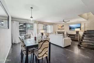 Photo #3: 6928350 Listing 