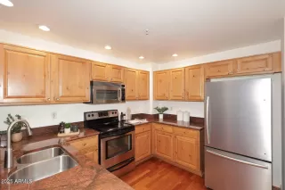 Photo #4: 6928491 Listing 