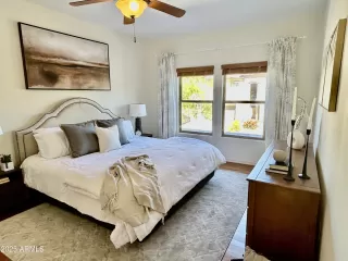 Photo #5: 6928491 Listing 