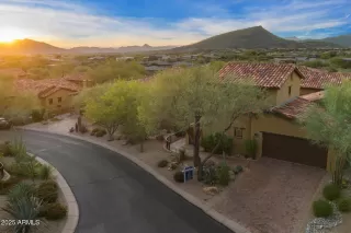 Photo #1: 6928529 Listing 