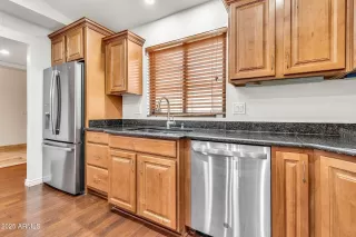 Photo #4: 6928563 Listing