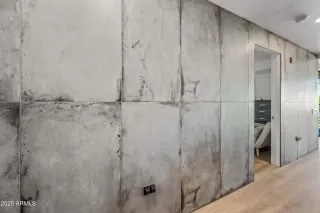 Photo #4: 6928628 Listing