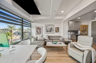 Photo #5: 6928628 Listing