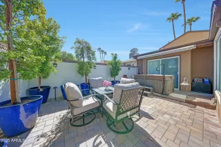 Photo #1: 6928661 Listing 