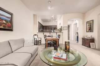 Photo #3: 6928663 Listing