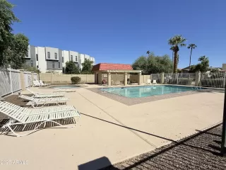 Photo #4: 6928725 Listing 