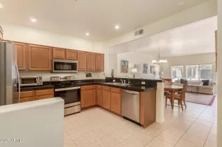 Photo #2: 6928786 Listing